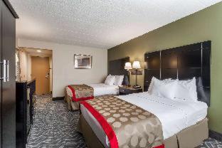 Ramada By Wyndham Newburgh/West Point Hotel Room photo